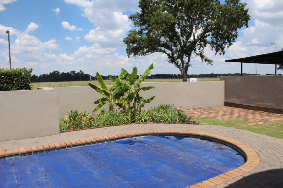 4 Bedroom Property for Sale in Vaalpark Free State